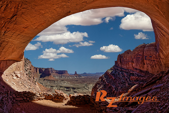 False Kiva Canyonlands National Park-Utah