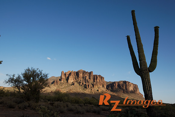 Superstition Mountains. Lost Dutchman State Park.